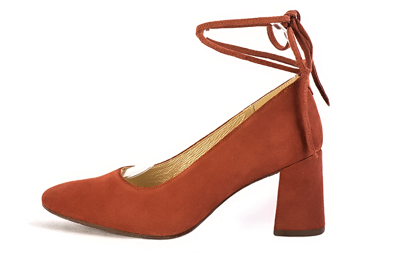 Terracotta orange women's dress pumps, with a round neckline. Round toe. High flare heels. Profile view - Florence KOOIJMAN